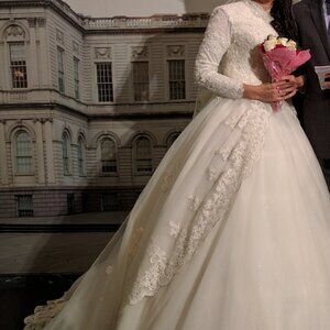 Wedding dress